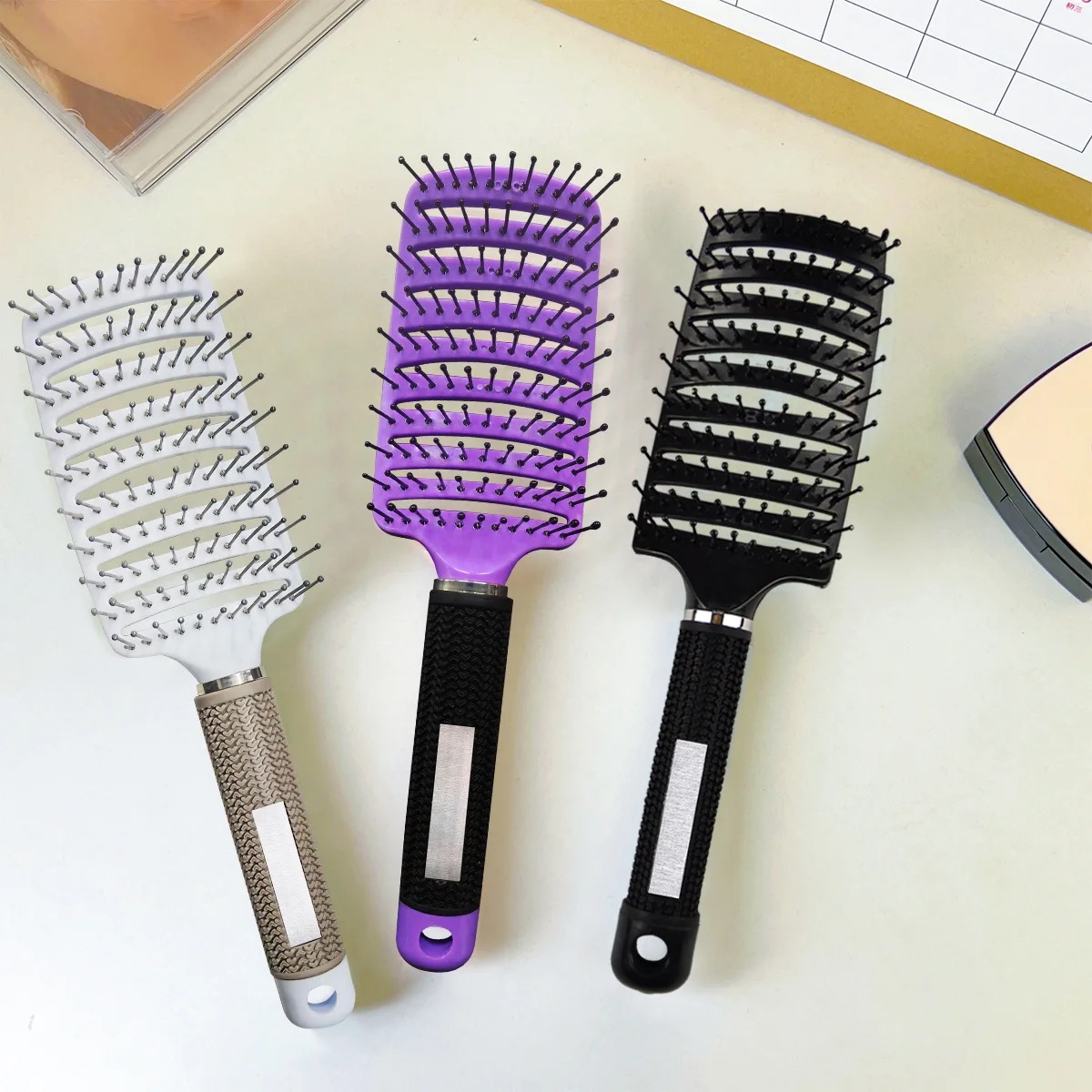 Detangler brush